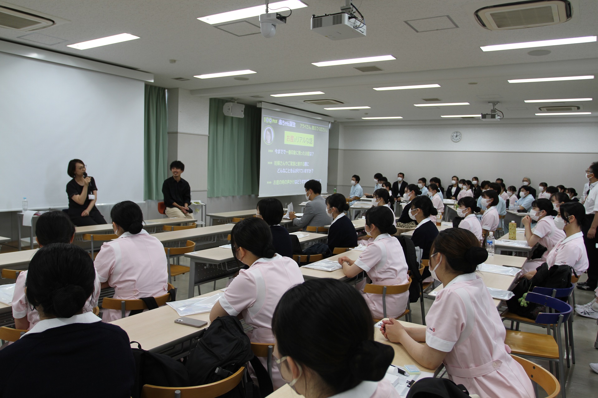 【入試広報課Report】看護学部でNHK番組「100カメ　赤ちゃん誕生」に出演した助産師と制作ディレクターが登壇！