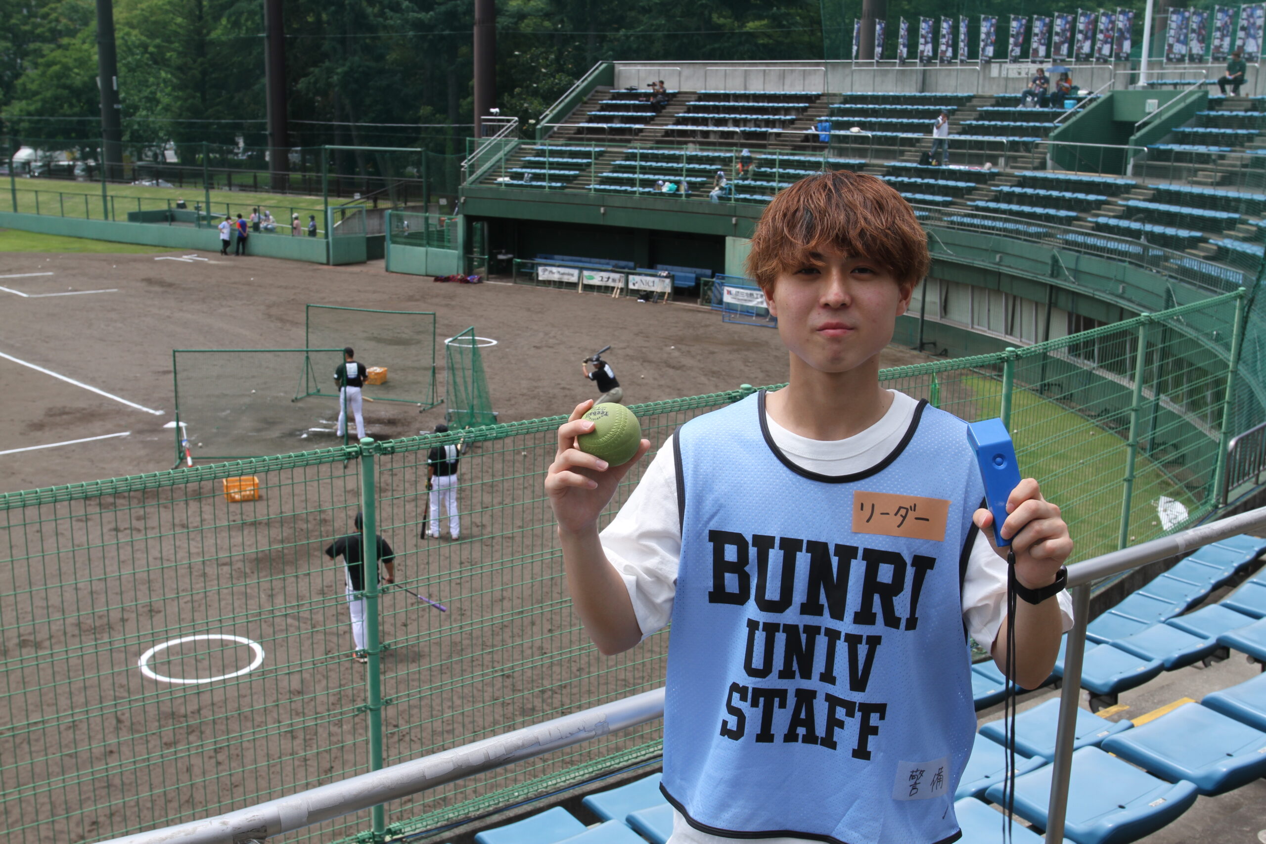 運営チームリーダー　佐藤　集大さん<br />
（東京都　私立 大森学園高等学校　出身）”>
                                      <figcaption class=